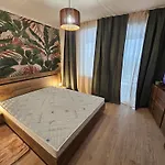 Apartment Viva 4-a-23 To The Door Complex Grand Monastery *