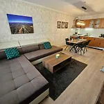 Apartment Viva 4-a-23 To The Door Complex Grand Monastery